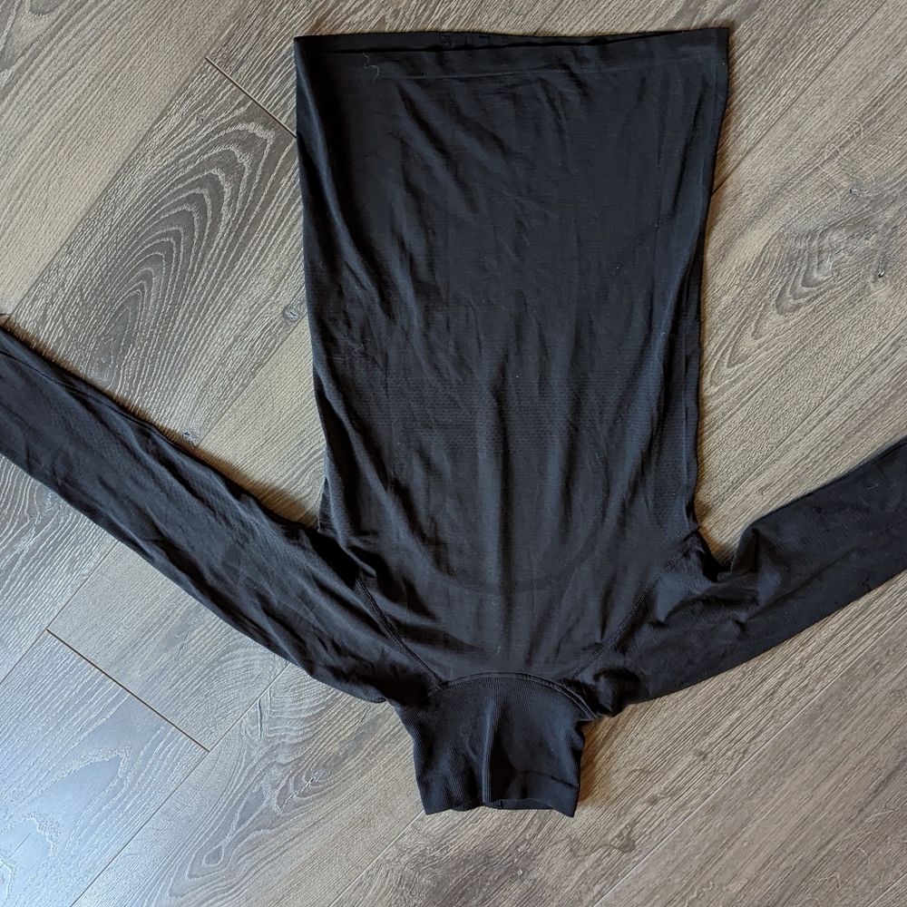 Lululemon turtleneck